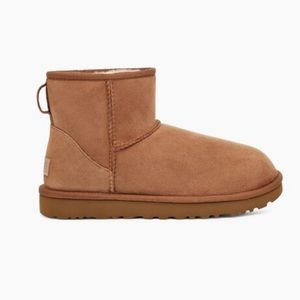 UGG Mini II Boot